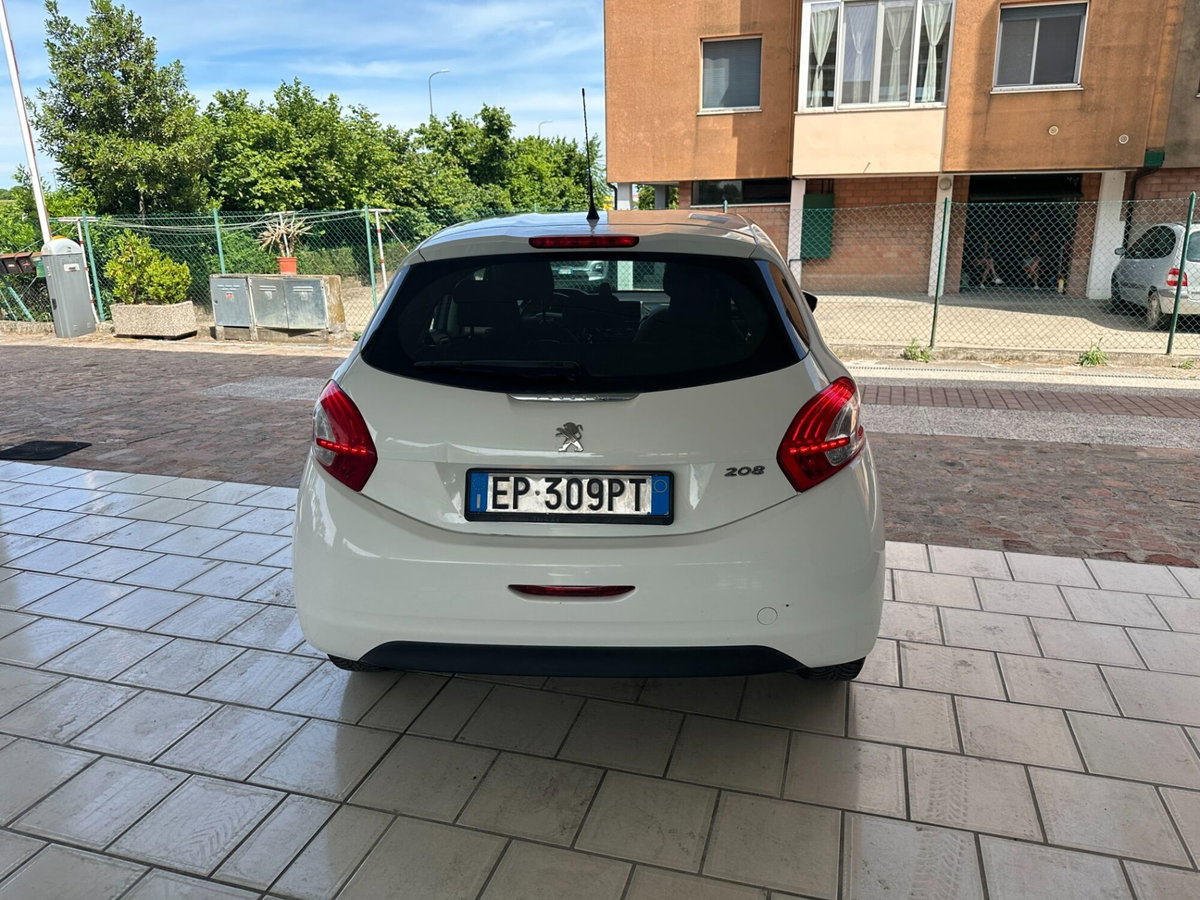 Peugeot 208 VTi 82 CV 5 porte Active (11)