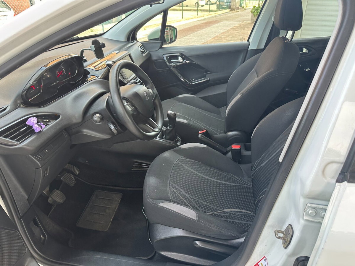 Peugeot 208 VTi 82 CV 5 porte Active (17)