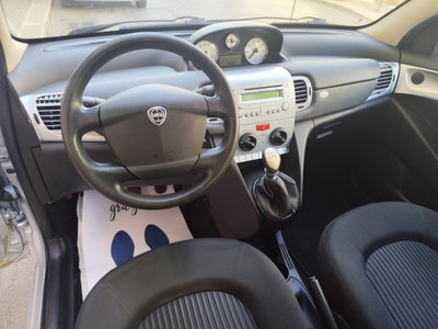 Lancia Ypsilon 1.2 (13)