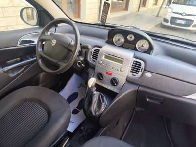 Lancia Ypsilon 1.2 (17)