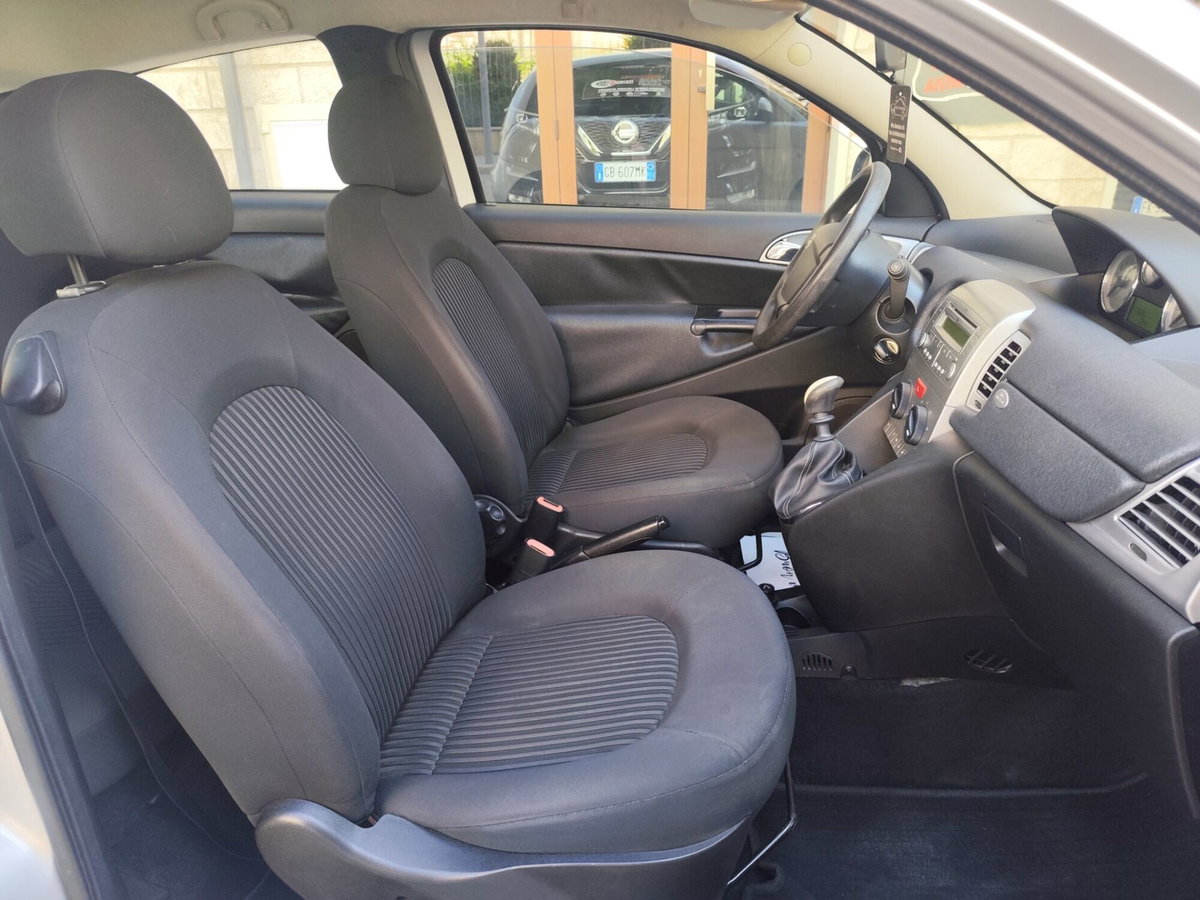 Lancia Ypsilon 1.2 (20)