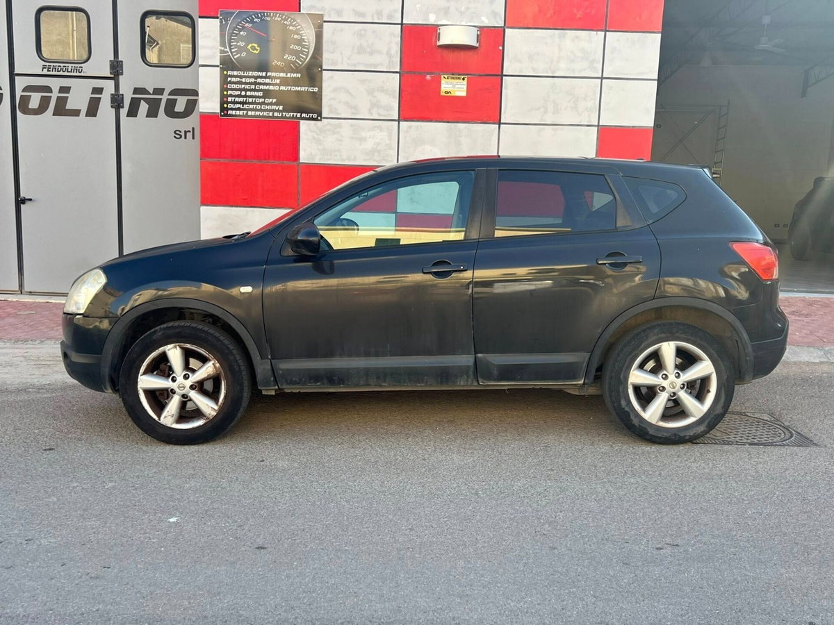 Nissan Qashqai 1.5 dCi Acenta (3)