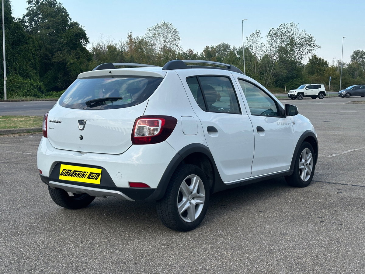 Dacia Sandero Stepway 1.5 dCi 8V 90CV Start&Stop (4)