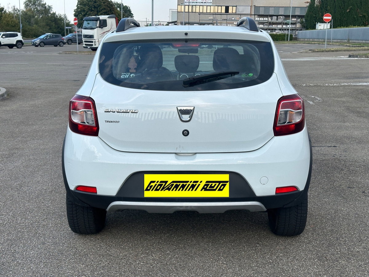 Dacia Sandero Stepway 1.5 dCi 8V 90CV Start&Stop (5)