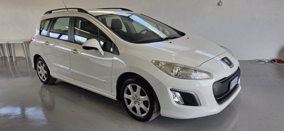 Peugeot 308 SW 1.6 8V e-HDi 115CV Stop&Start Active (3)
