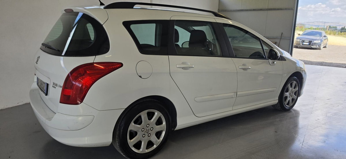Peugeot 308 SW 1.6 8V e-HDi 115CV Stop&Start Active (5)