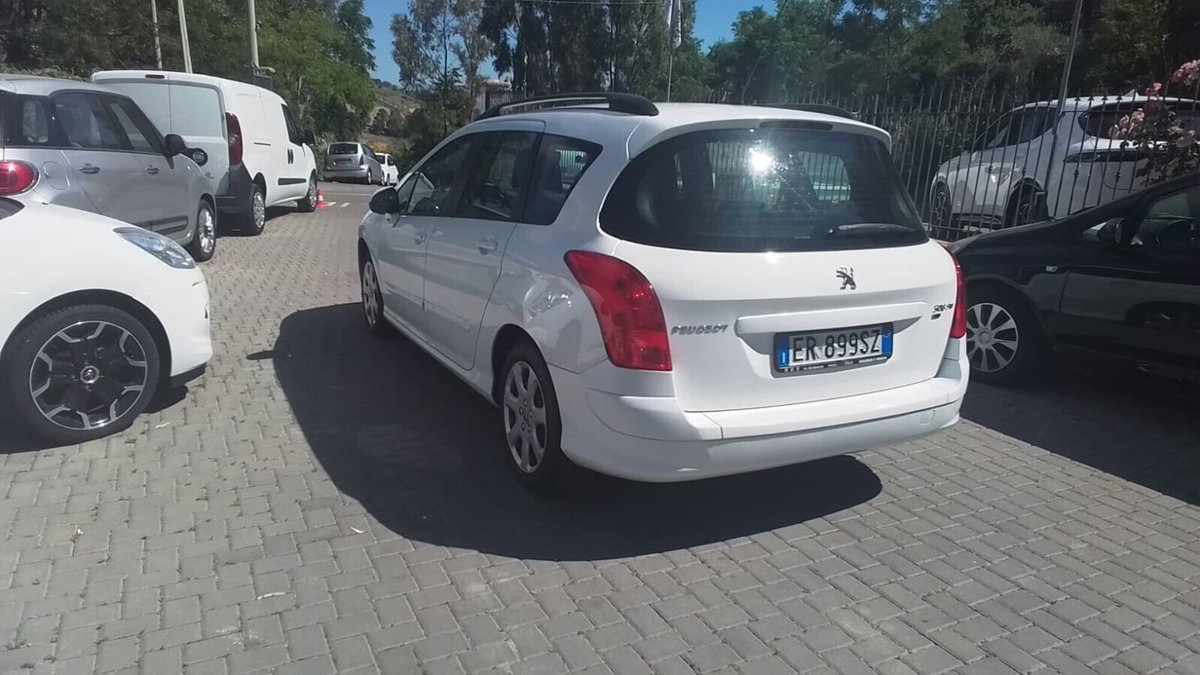 Peugeot 308 SW 1.6 8V e-HDi 115CV Stop&Start ETG6 Active (4)