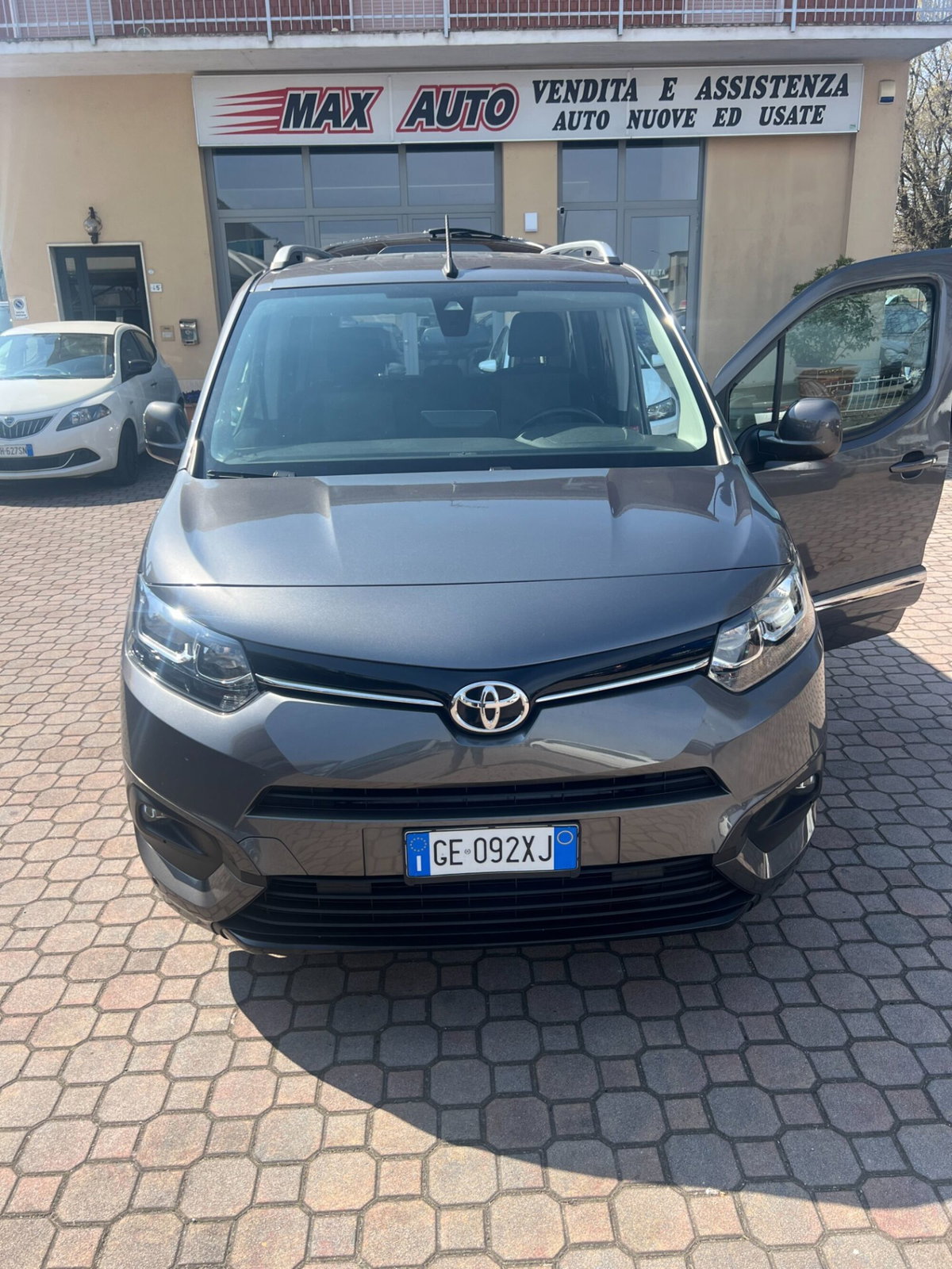 Toyota Proace Verso Verso 1.5D L0 D Executive