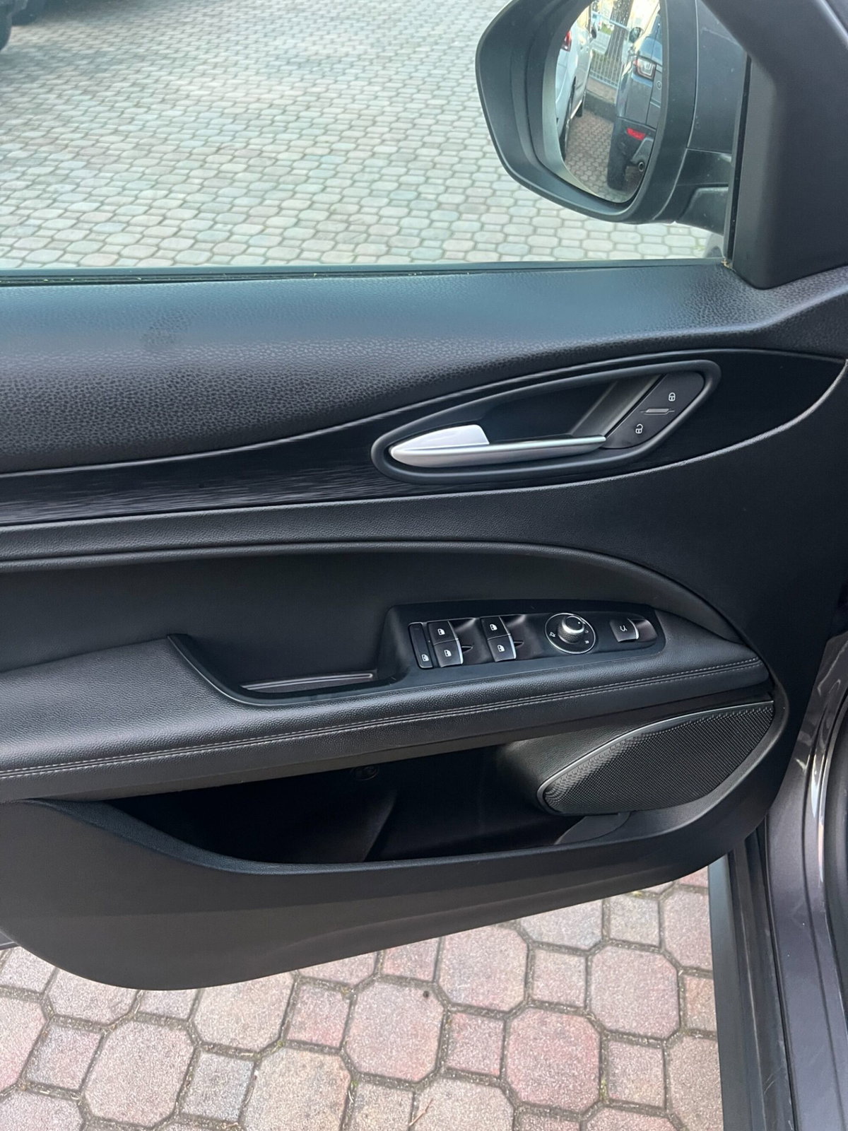Alfa Romeo Stelvio Stelvio 2.2 Turbodiesel 210 CV AT8 Q4 Executive (10)