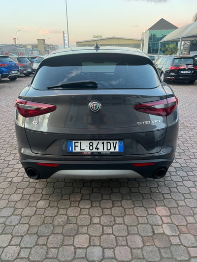 Alfa Romeo Stelvio Stelvio 2.2 Turbodiesel 210 CV AT8 Q4 Executive (4)