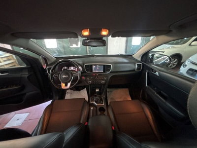 Kia Sportage 1.6 CRDI 115 CV 2WD Style (13)
