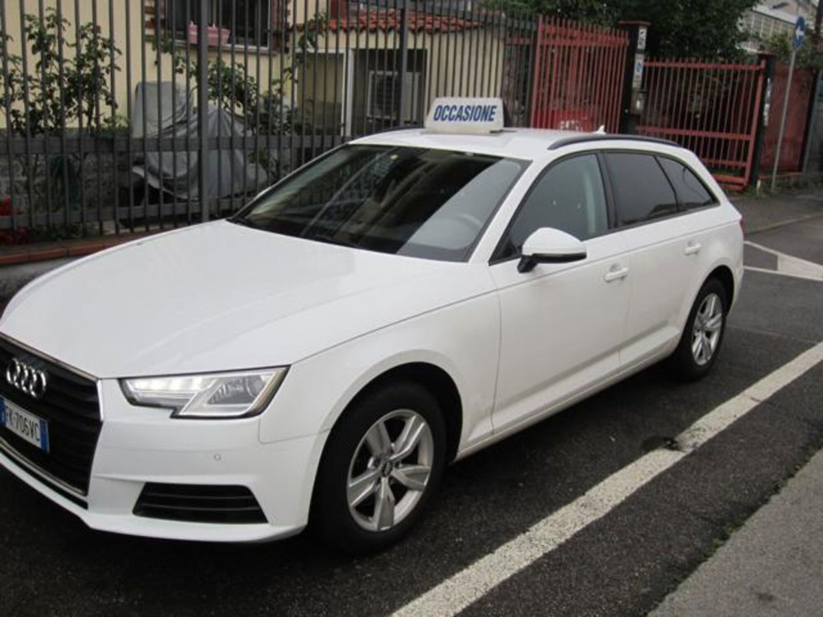 Audi A4 Avant 30 TDI
