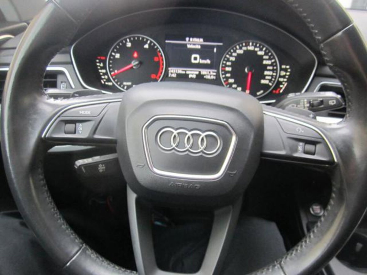 Audi A4 Avant 30 TDI (14)