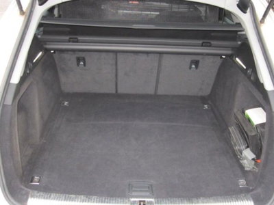 Audi A4 Avant 30 TDI (5)