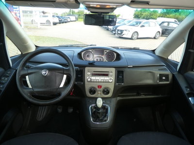 Lancia Musa 1.4 Oro Ecochic GPL (9)
