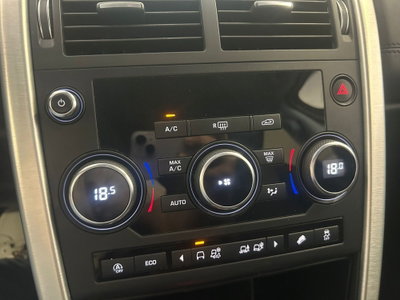Land Rover Discovery Sport 2.0 TD4 180 CV HSE Luxury (11)