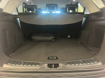Land Rover Discovery Sport 2.0 TD4 180 CV HSE Luxury (20)
