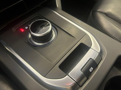 Land Rover Discovery Sport 2.0 TD4 180 CV HSE Luxury (8)