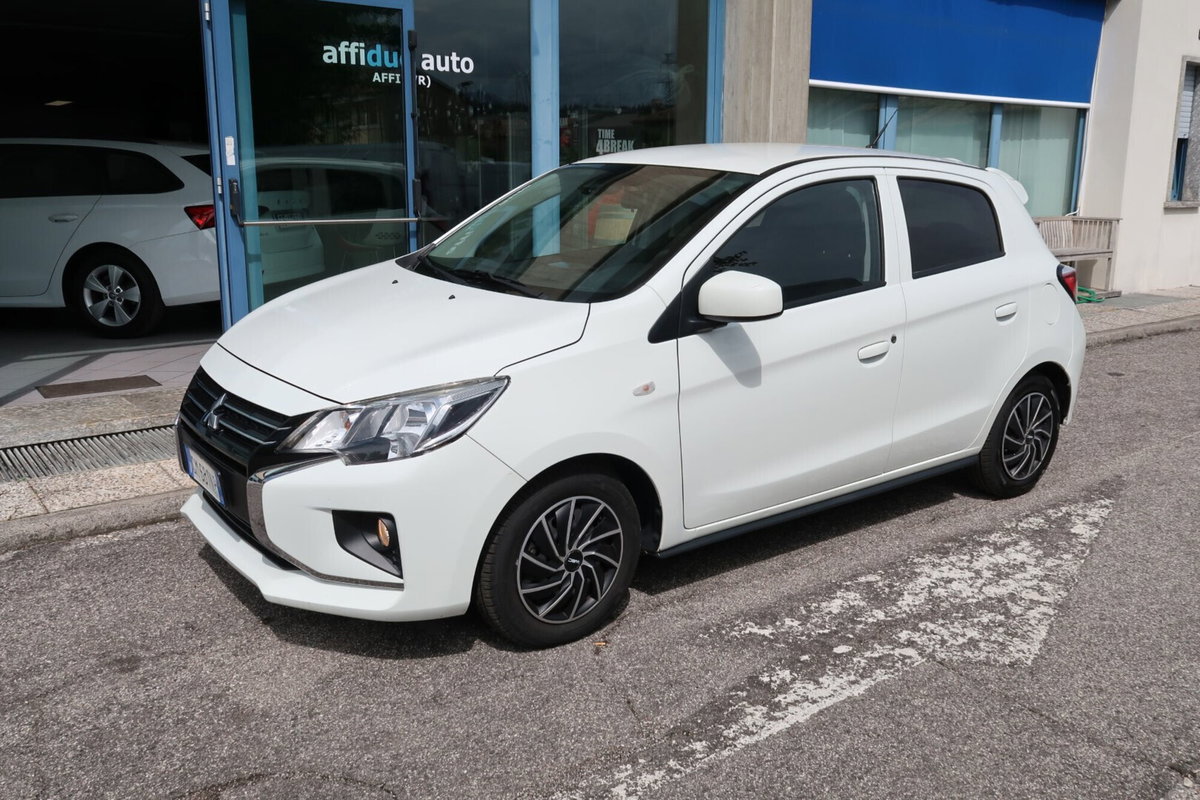 Mitsubishi Space Star 1.2 Intense SDA