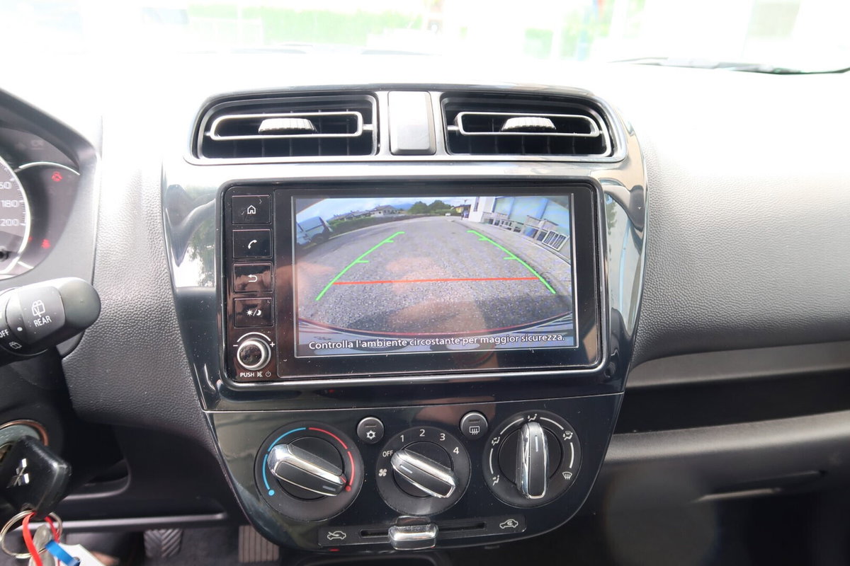 Mitsubishi Space Star 1.2 Intense SDA (10)