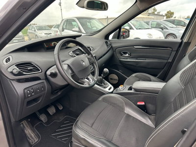 Renault Scenic E-Tech Electric 1.5 dCi 110CV Wave (12)