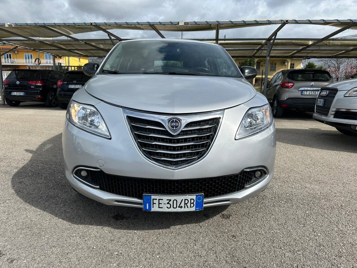 Lancia Ypsilon 1.3 MJT 16V 95 CV 5 porte S&S Gold (12)