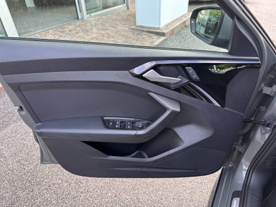 Audi A1 allstreet allstreet 30 TFSI S tronic Identity Contrast (15)