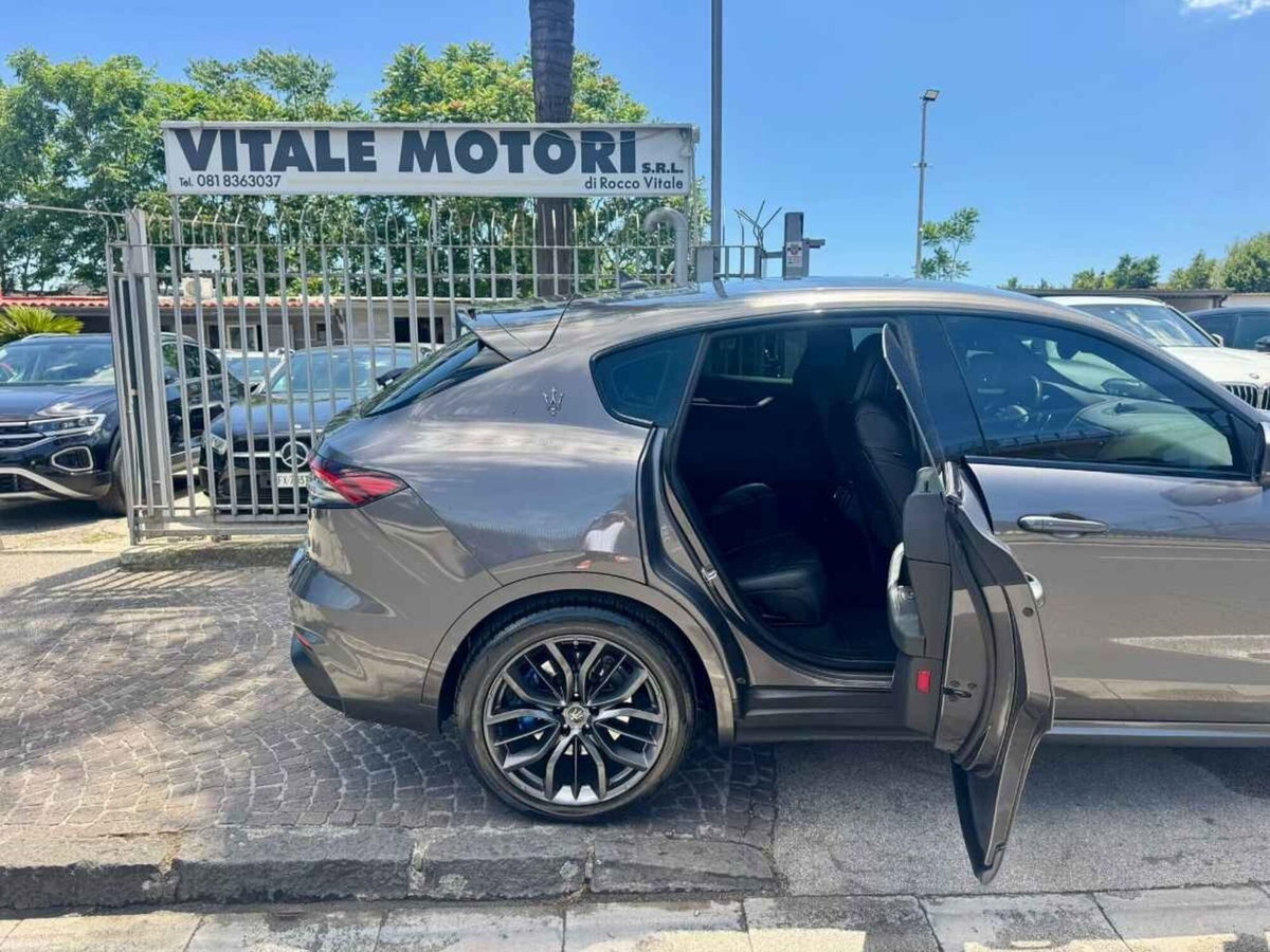Maserati Levante Levante MHEV 330 CV AWD GT (14)