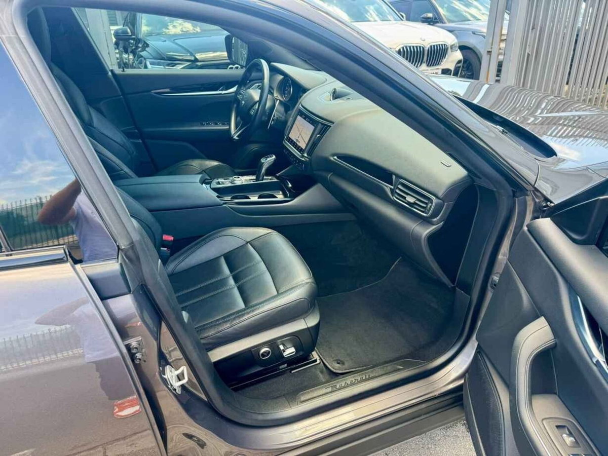 Maserati Levante Levante MHEV 330 CV AWD GT (18)