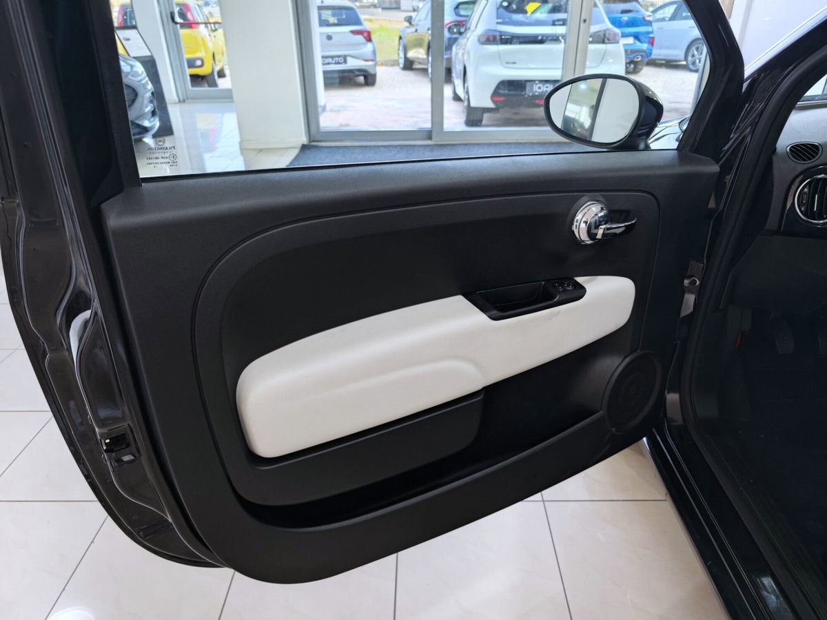 Fiat 500 1.0 Hybrid Dolcevita (9)