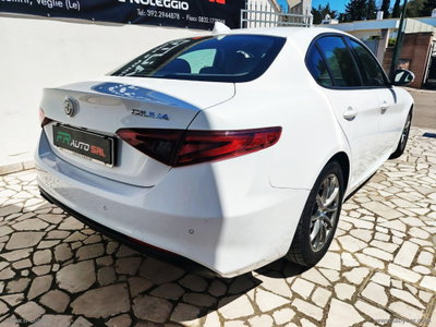 Alfa Romeo Giulia 2.2 Turbodiesel 150 CV (5)