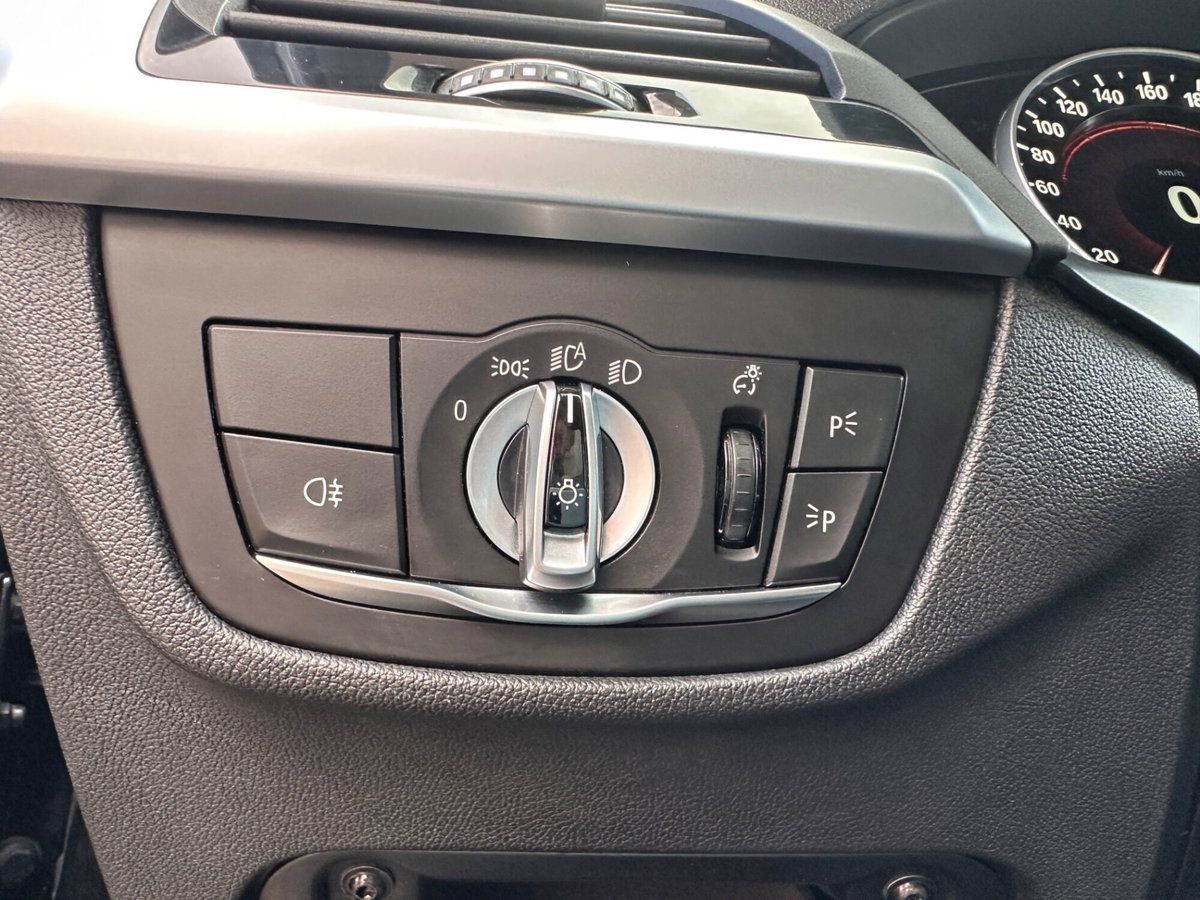 BMW X4 xDrive20d Business Advantage (17)