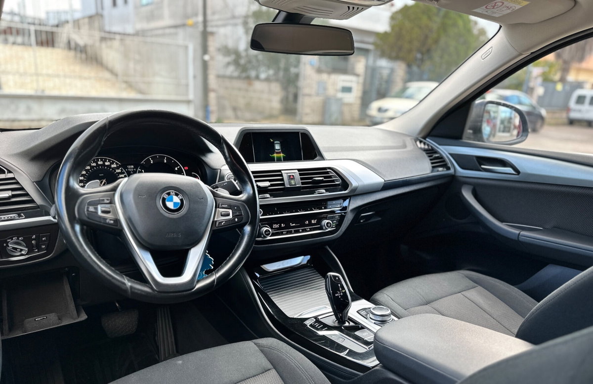 BMW X4 xDrive20d Business Advantage (8)