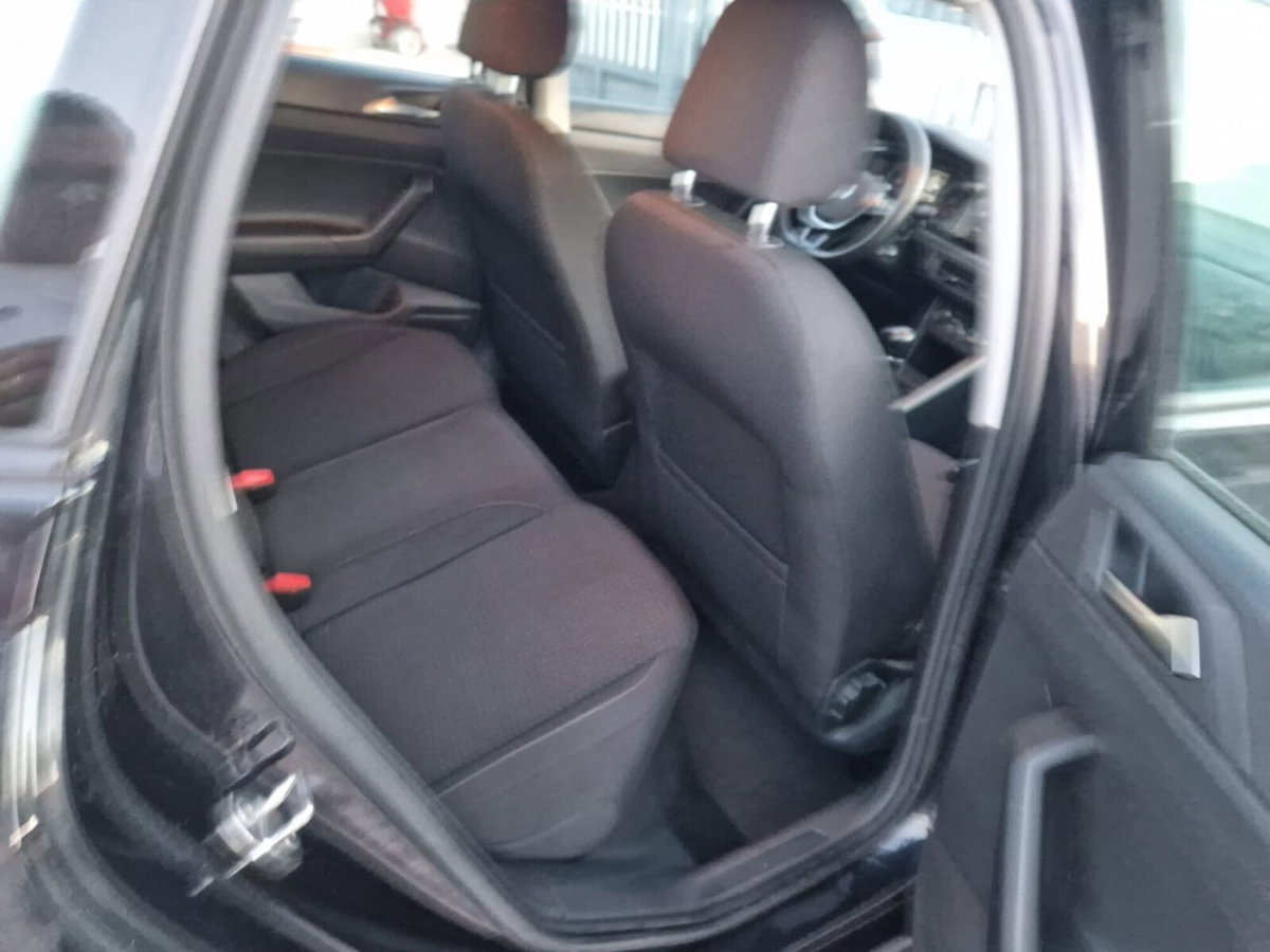 Volkswagen Polo 1.6 TDI 95 CV DSG 5p. Highline BlueMotion Tech. (15)