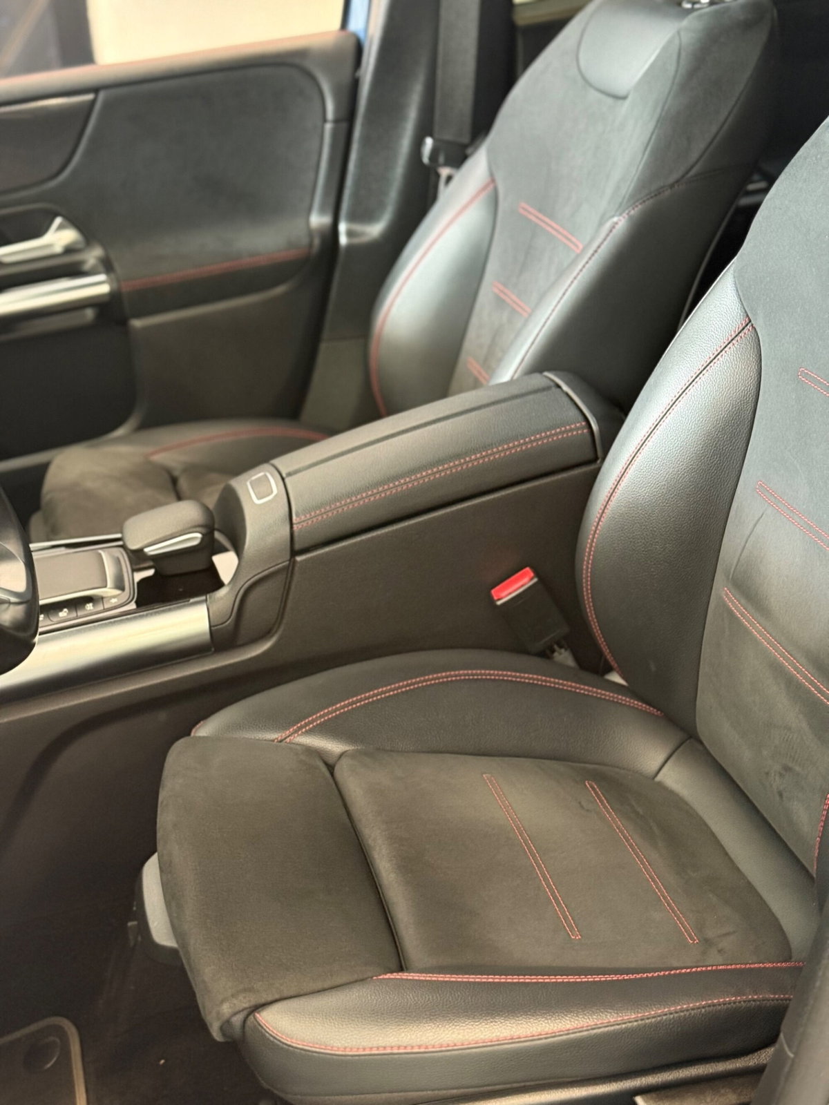 Mercedes-Benz Classe B 180 d Automatic Premium (8)