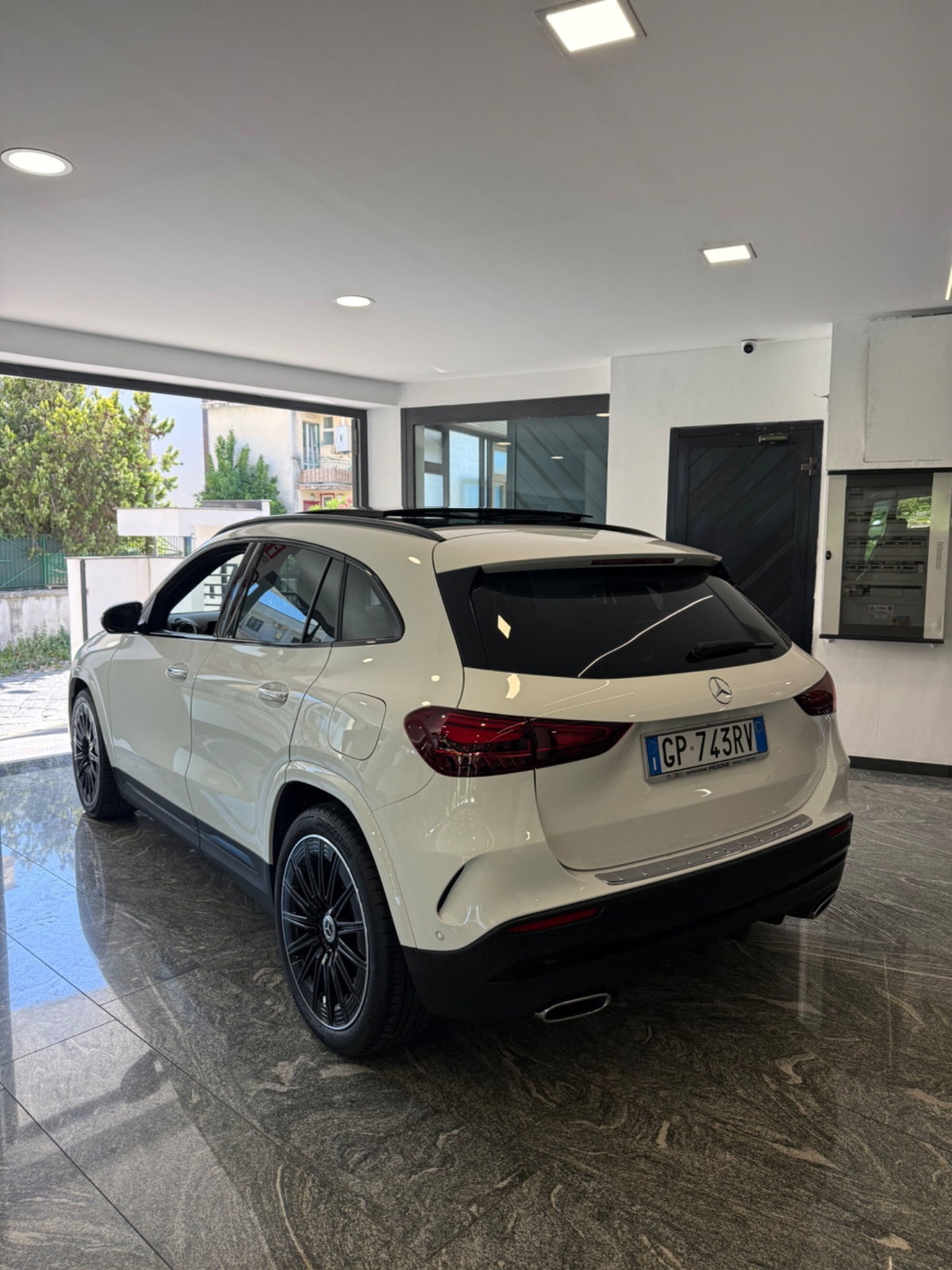 Mercedes-Benz GLA SUV 200 d AMG Line Premium Plus 4matic auto (4)