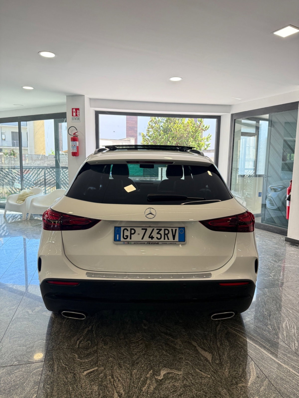 Mercedes-Benz GLA SUV 200 d AMG Line Premium Plus 4matic auto (5)