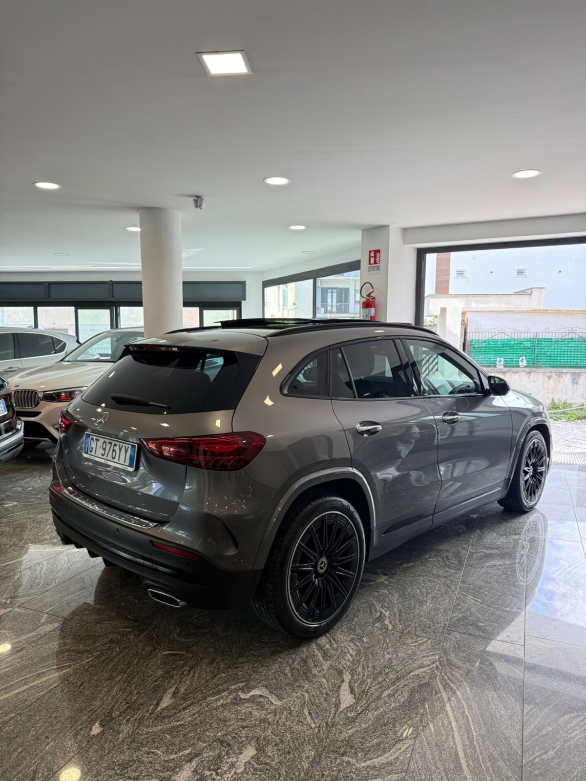 Mercedes-Benz GLA SUV 200 d AMG Line Premium Plus 4matic auto (2)