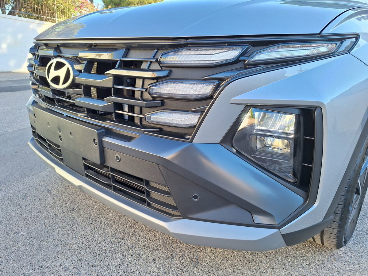 Hyundai Tucson 1.6 t-gdi Xtech 2wd mt (17)