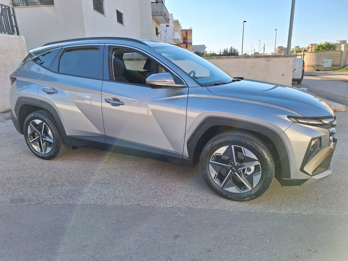 Hyundai Tucson 1.6 t-gdi Xtech 2wd mt (9)