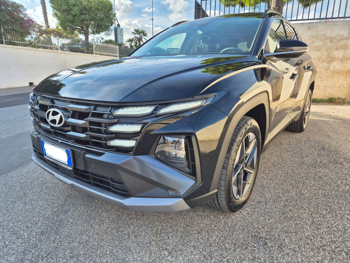 Hyundai Tucson 1.6 crdi 48V Business 2wd dct (2)