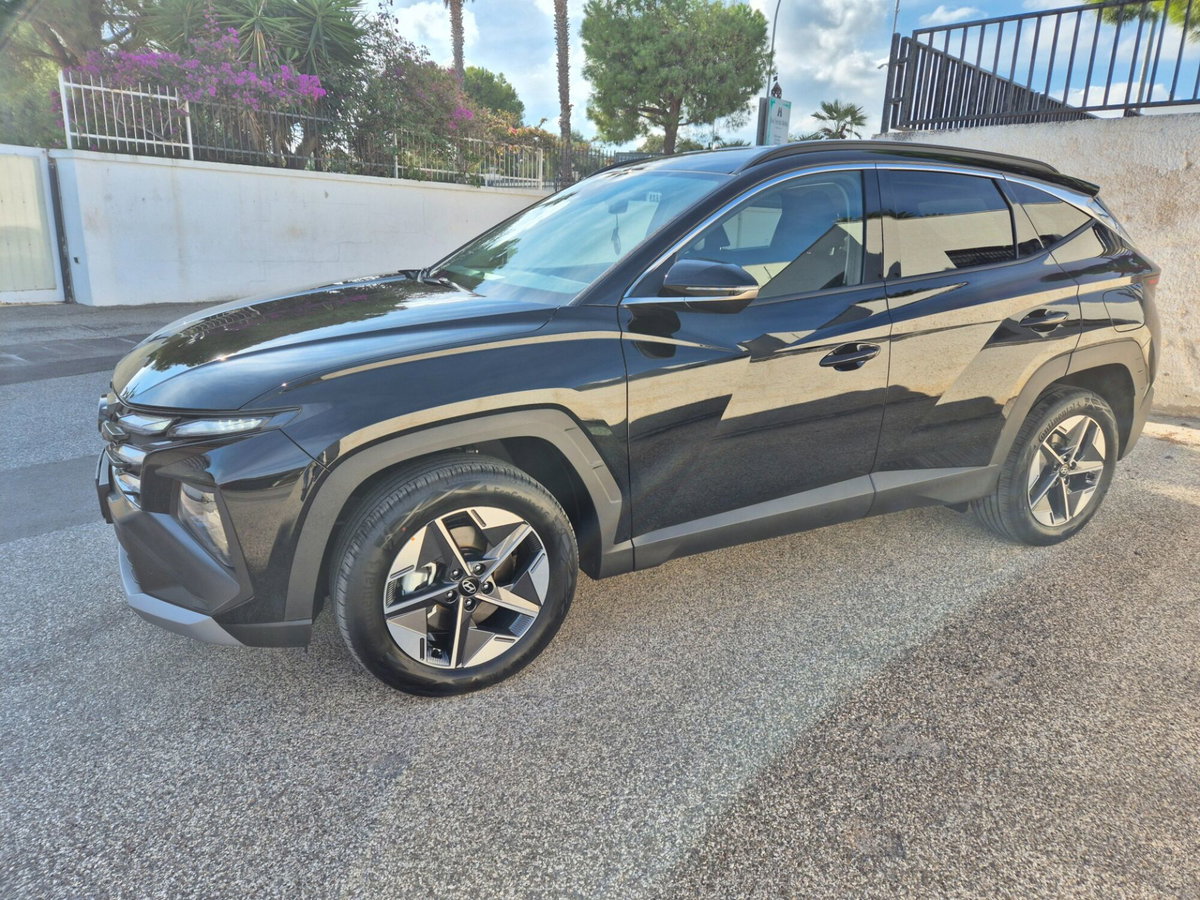 Hyundai Tucson 1.6 crdi 48V Business 2wd dct (5)
