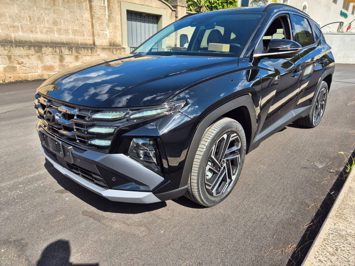 Hyundai Tucson 1.6 hev Exellence 4wd 239cv auto (2)