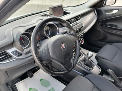 Alfa Romeo Giulietta 1.6 JTDm-2 Exclusive (18)