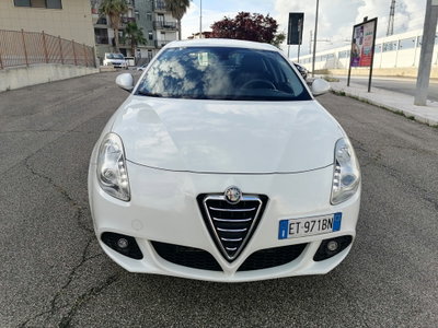 Alfa Romeo Giulietta 1.6 JTDm-2 Exclusive (2)