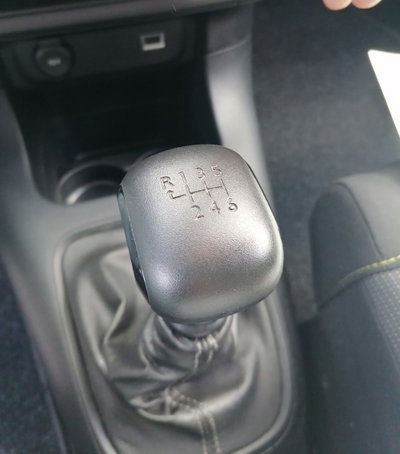 Citroen C3 BlueHDi 100 S&S Shine (18)