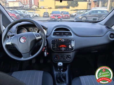 Fiat Punto 1.4 8V 5 porte Natural Power Street (11)