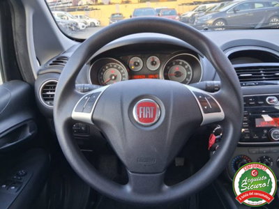 Fiat Punto 1.4 8V 5 porte Natural Power Street (12)
