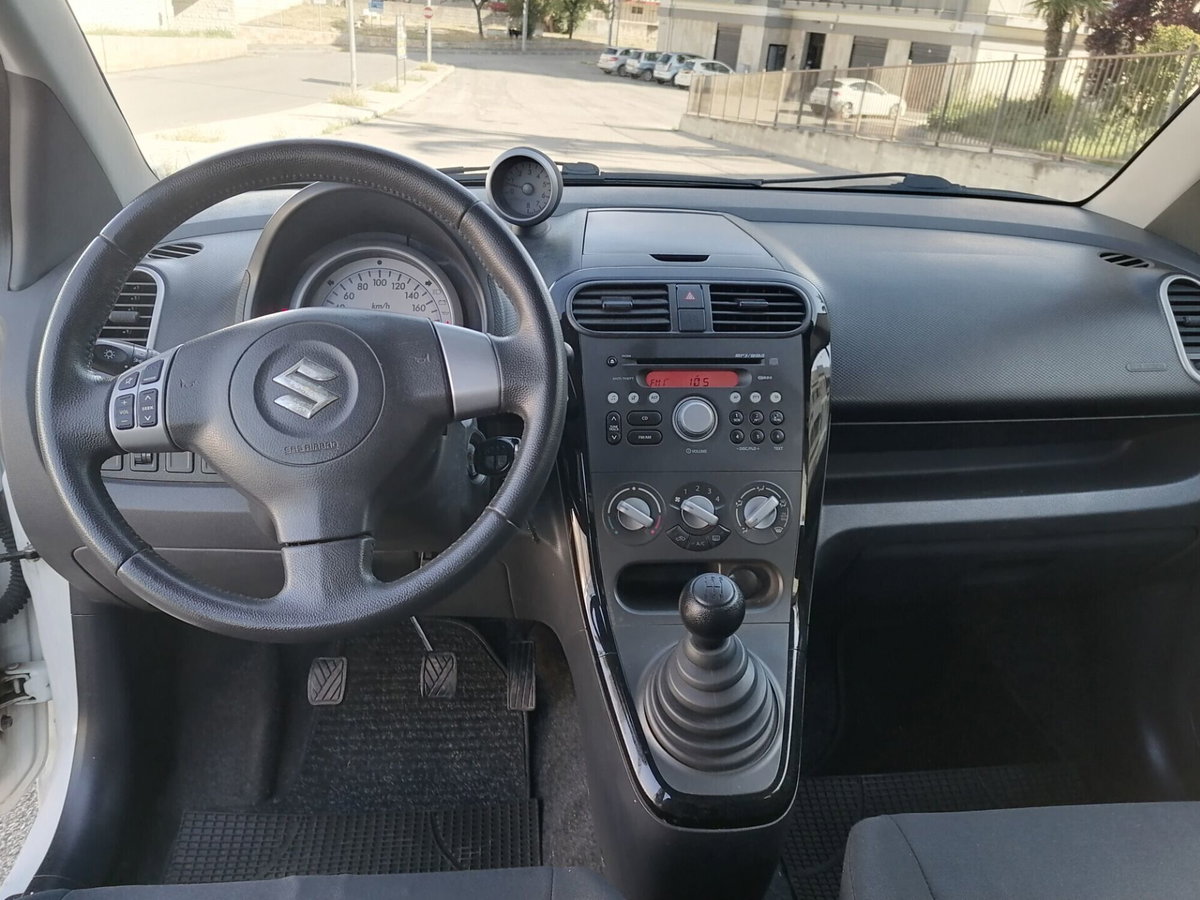 Suzuki Splash 1.0 VVT GL Style (11)