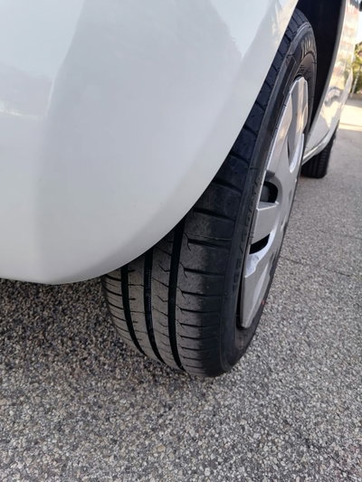 Suzuki Splash 1.0 VVT GL Style (18)